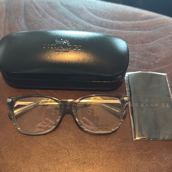 Coach Eyeglasses Coach 6176 - Picture 3 of 4